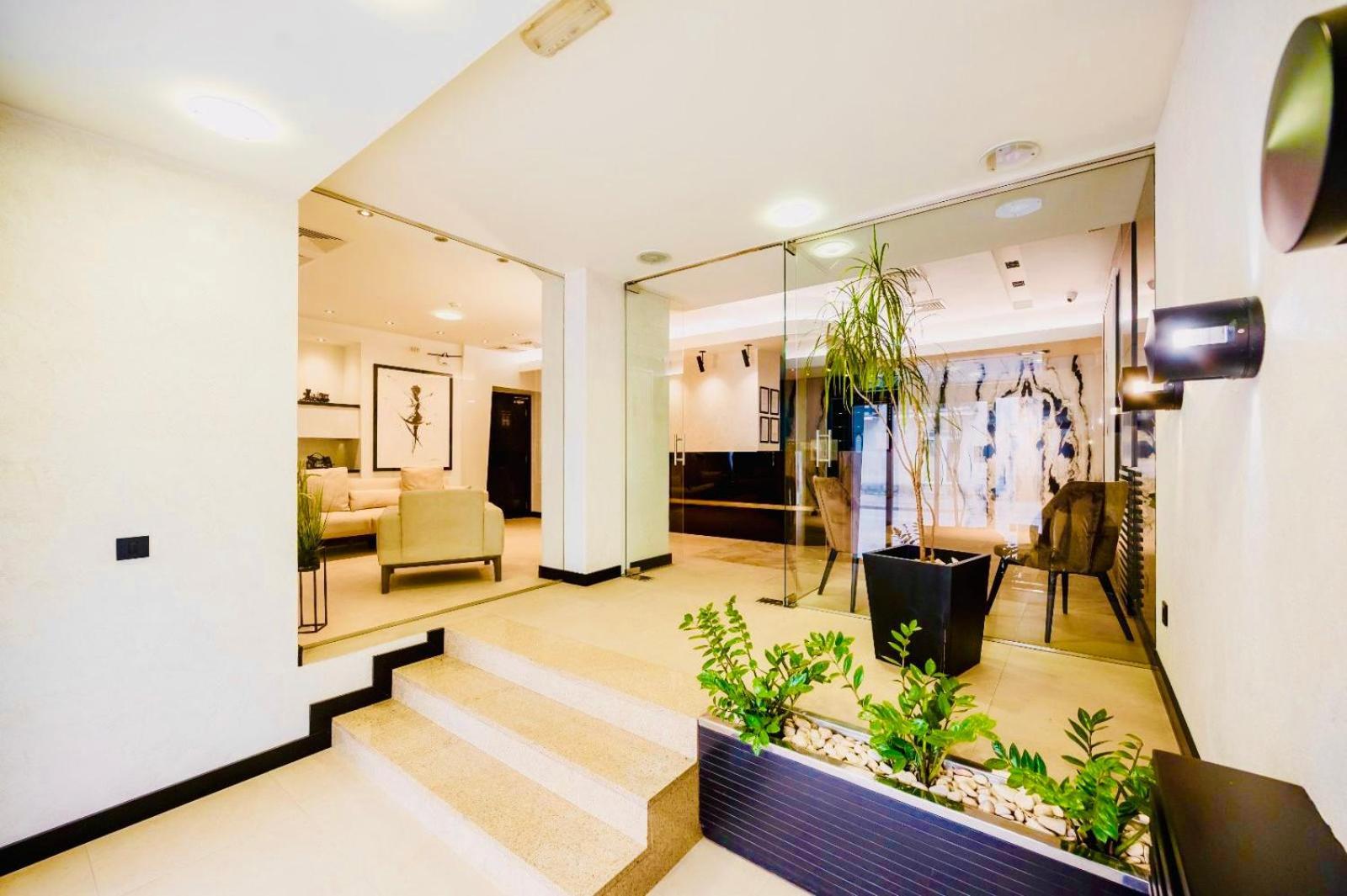 Hotel Sun لوزنيكا المظهر الخارجي الصورة