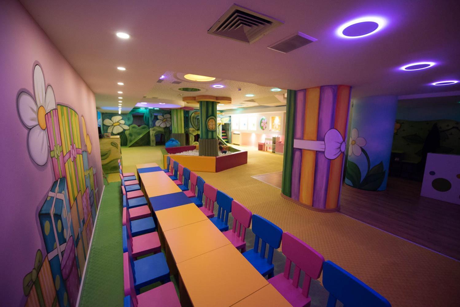 Hotel Sun لوزنيكا المظهر الخارجي الصورة