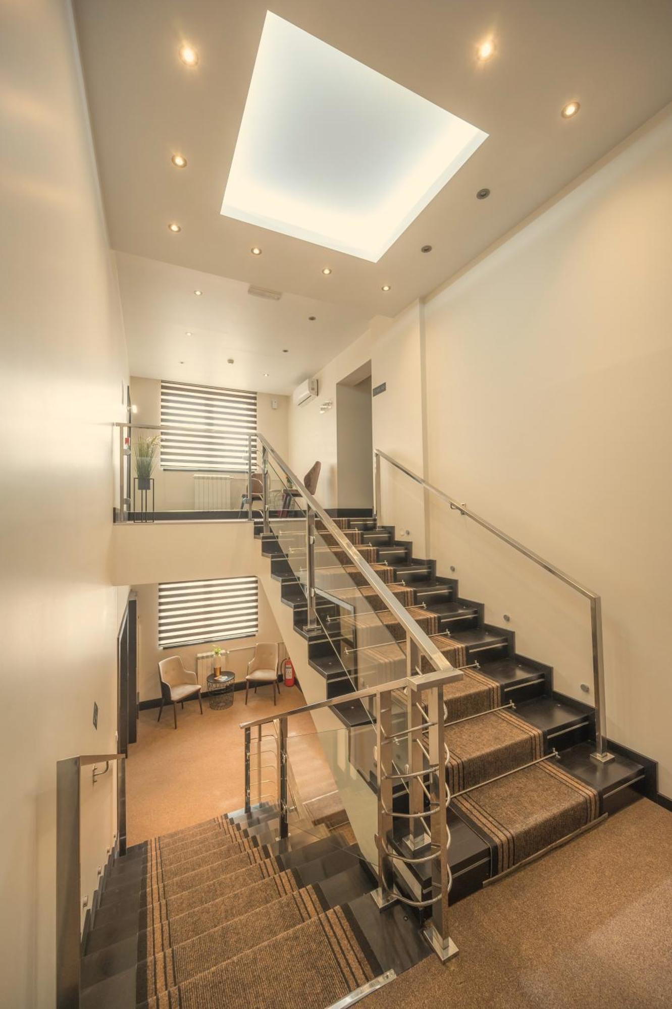 Hotel Sun لوزنيكا المظهر الخارجي الصورة